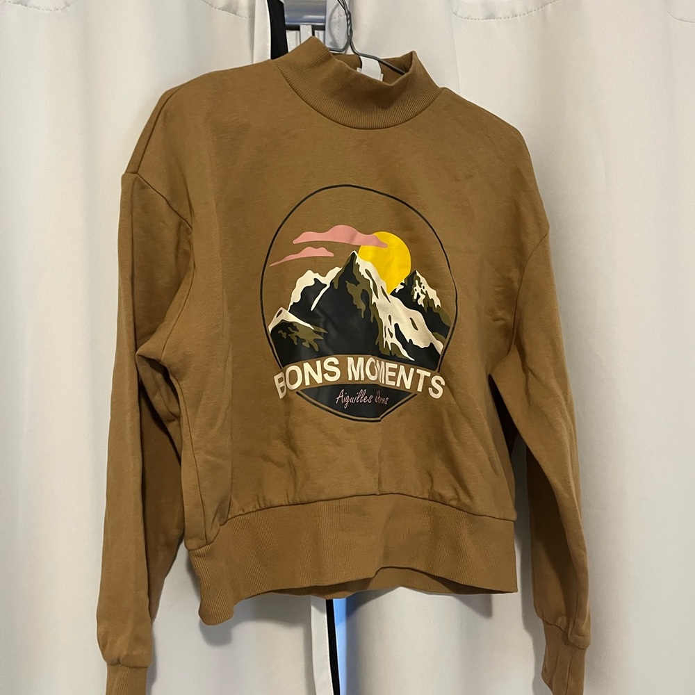 H&M sweatshirt